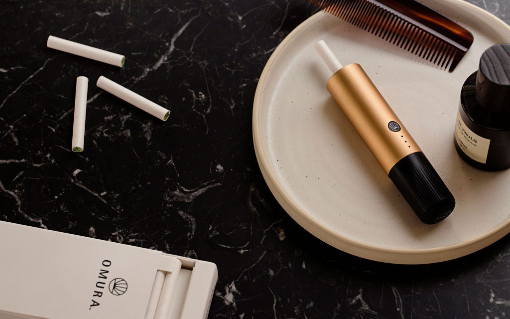 Father’s Day 2019 gift ideas for marijuana fans include the Omura flower vape cart system.
