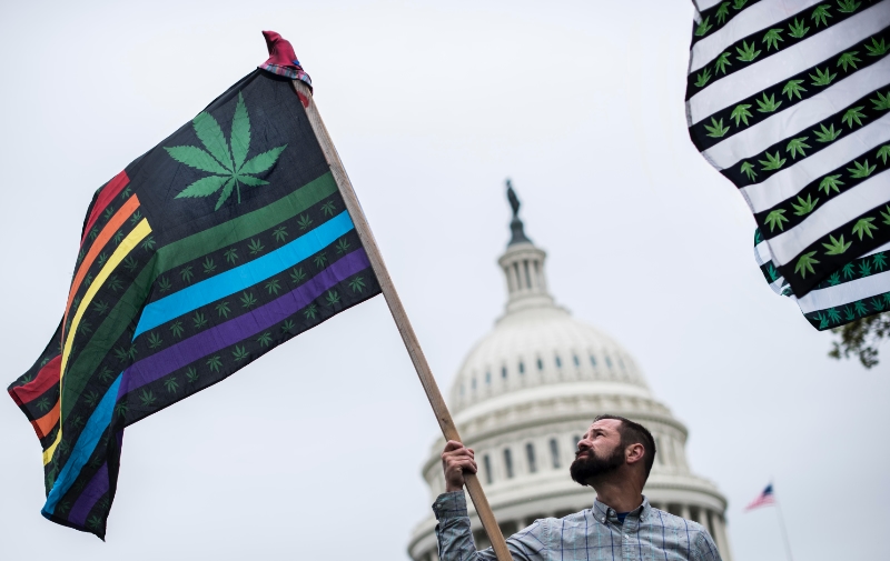 Trump blocks legal marijuana in DC